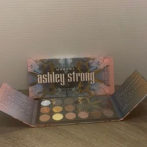 Ashley Strong eyeshadow palette